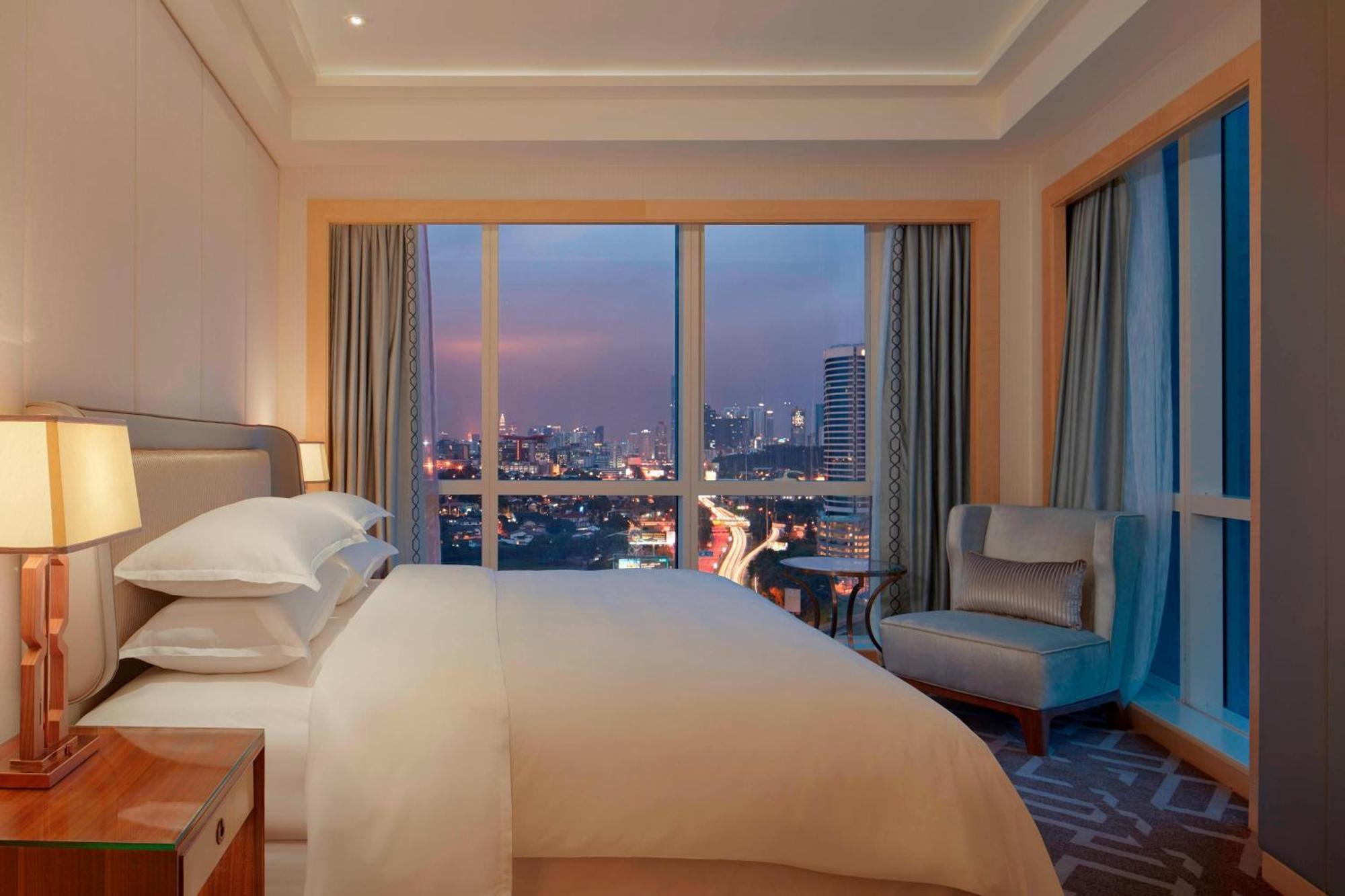 Sheraton Petaling Jaya Hotel מראה חיצוני תמונה Deluxe Room